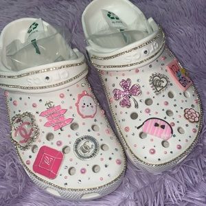 White and pink crocs